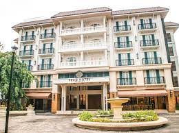 Hotel Feliz

              <br/> <br/> 
              Location: Boracay Island Aklan<br/> 
              Services: MEPF, Structural<br/> 
              Client: Elizalde Properties Inc.<br/> 