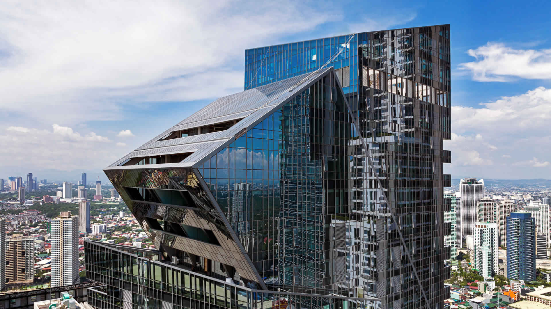 CENTURY SPIRE<br/> <br/> 
              Location: Makati City<br/> 
              Services: LEED (precertified)<br/> 
              Client: Century Properties Group<br/> 